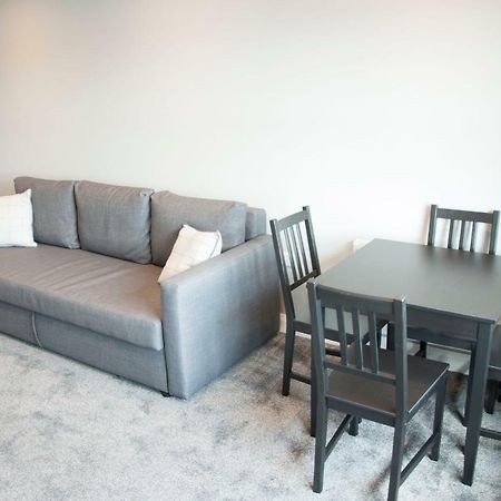 The Square Guest Apartment Stewartstown ภายนอก รูปภาพ