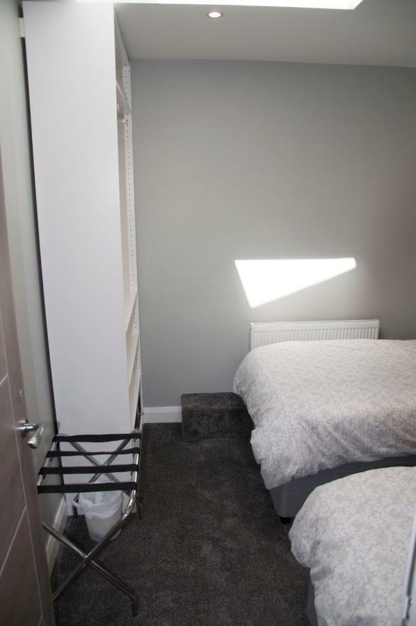 The Square Guest Apartment Stewartstown ภายนอก รูปภาพ