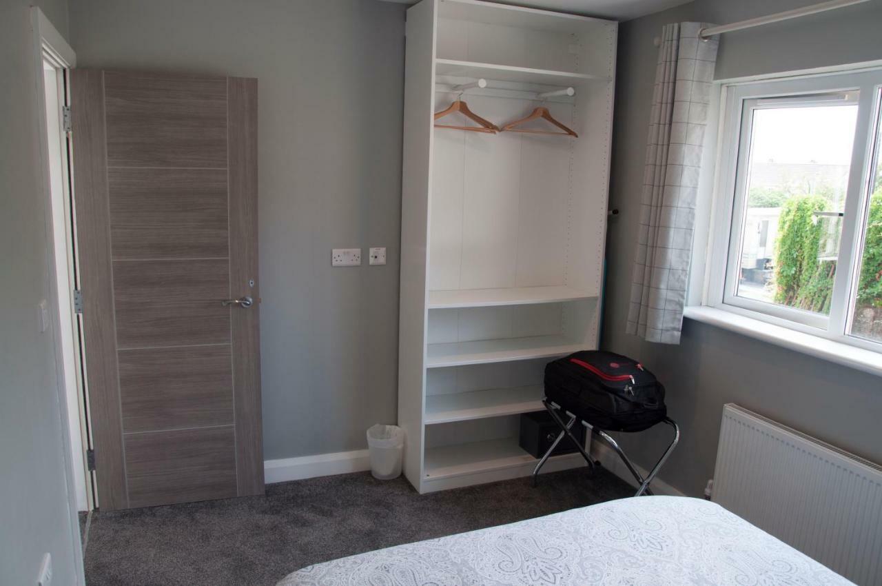 The Square Guest Apartment Stewartstown ภายนอก รูปภาพ