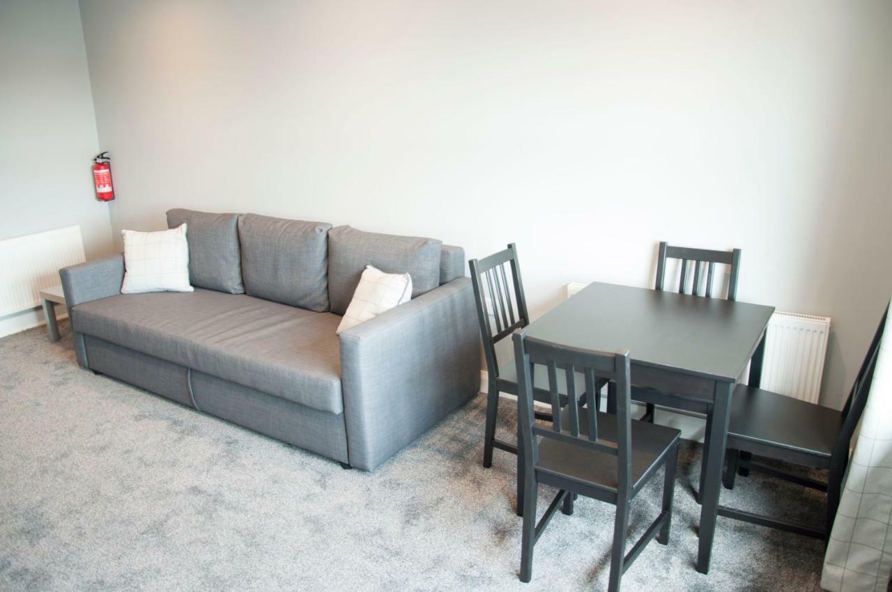 The Square Guest Apartment Stewartstown ภายนอก รูปภาพ